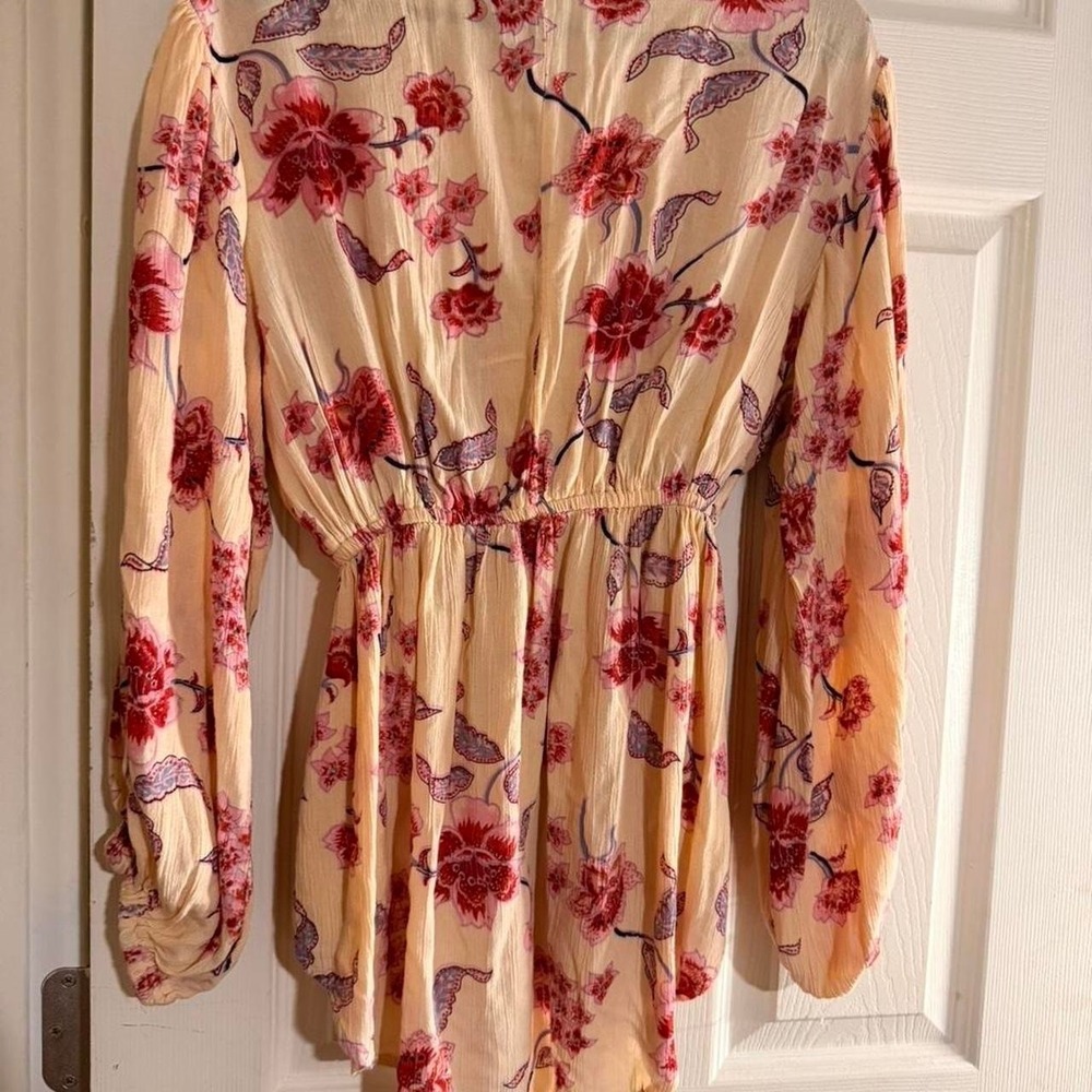 Angie floral blouse lace v neck lightweight cottage prairie peasant blouse S - Picture 3 of 3